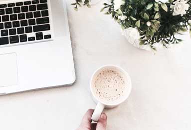 美国最年轻的德甲国脚 一米九三的右边后卫班克斯